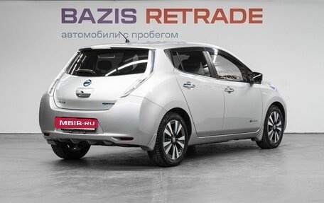 Nissan Leaf I, 2017 год, 729 000 рублей, 6 фотография