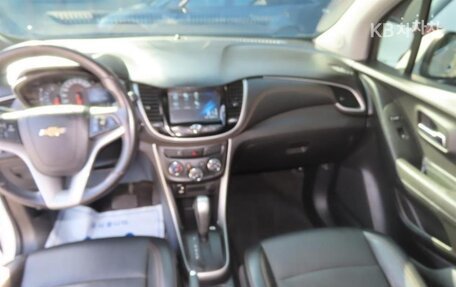 Chevrolet Trax, 2021 год, 1 170 000 рублей, 10 фотография