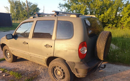 Chevrolet Niva I рестайлинг, 2011 год, 290 000 рублей, 1 фотография