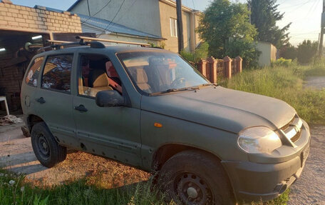 Chevrolet Niva I рестайлинг, 2011 год, 290 000 рублей, 3 фотография