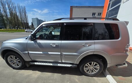Mitsubishi Pajero IV, 2011 год, 2 100 000 рублей, 4 фотография