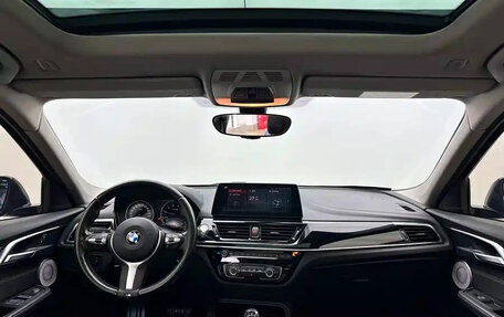 BMW 1 серия, 2021 год, 1 300 000 рублей, 6 фотография