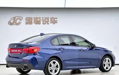 BMW 1 серия, 2021 год, 1 300 000 рублей, 10 фотография