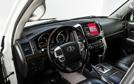 Toyota Land Cruiser 200, 2012 год, 3 650 000 рублей, 10 фотография