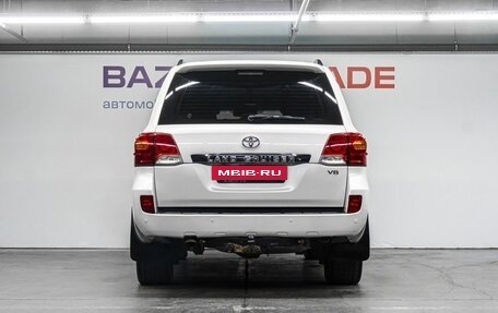 Toyota Land Cruiser 200, 2012 год, 3 650 000 рублей, 7 фотография