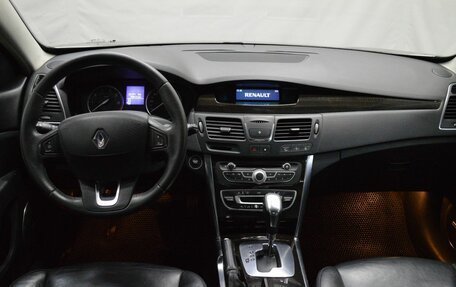Renault Latitude I, 2010 год, 735 000 рублей, 13 фотография