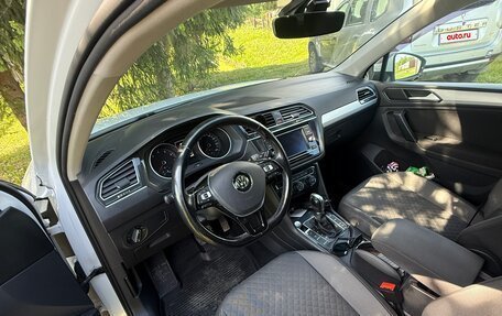 Volkswagen Tiguan II, 2017 год, 2 250 000 рублей, 10 фотография