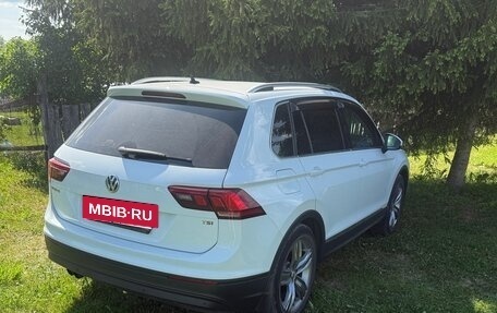 Volkswagen Tiguan II, 2017 год, 2 250 000 рублей, 4 фотография