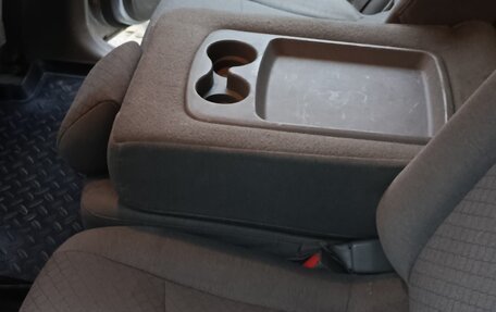 Chevrolet Rezzo, 2006 год, 333 000 рублей, 13 фотография