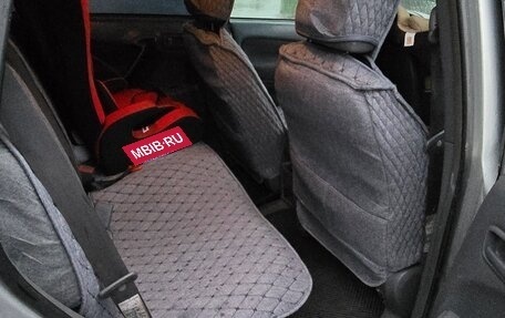 Toyota RAV4, 2001 год, 550 000 рублей, 7 фотография