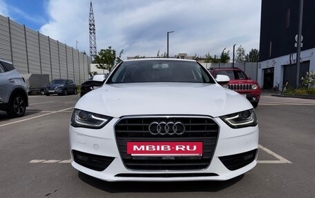 Audi A4, 2014 год, 1 330 000 рублей, 10 фотография