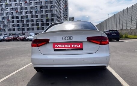 Audi A4, 2014 год, 1 330 000 рублей, 5 фотография