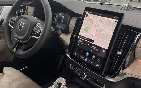 Volvo S90 II рестайлинг, 2026 год, 5 290 777 рублей, 9 фотография