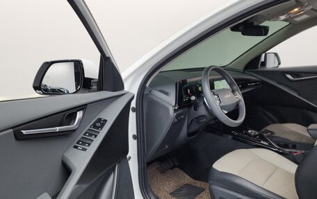 KIA Niro, 2023 год, 1 960 000 рублей, 8 фотография