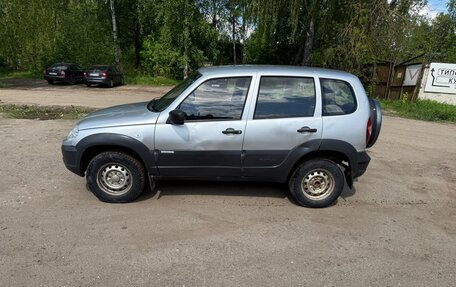 Chevrolet Niva I рестайлинг, 2013 год, 350 000 рублей, 3 фотография