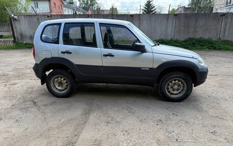 Chevrolet Niva I рестайлинг, 2013 год, 350 000 рублей, 4 фотография
