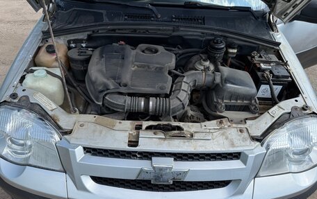 Chevrolet Niva I рестайлинг, 2013 год, 350 000 рублей, 19 фотография