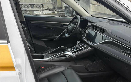 Geely Atlas, 2023 год, 1 265 000 рублей, 6 фотография