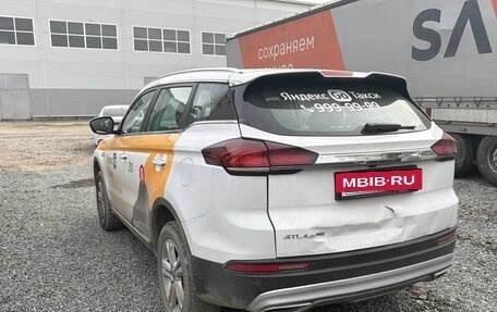 Geely Atlas, 2023 год, 1 265 000 рублей, 3 фотография
