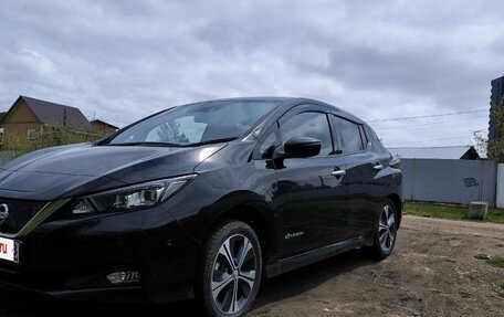 Nissan Leaf II, 2018 год, 1 750 000 рублей, 3 фотография