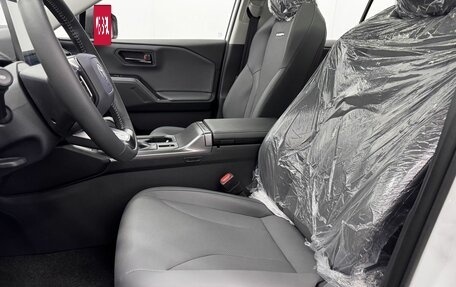 Toyota RAV4, 2026 год, 3 950 000 рублей, 10 фотография