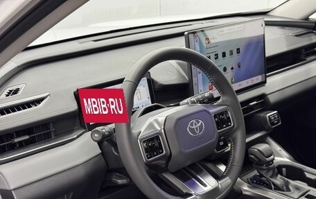 Toyota RAV4, 2026 год, 3 950 000 рублей, 9 фотография