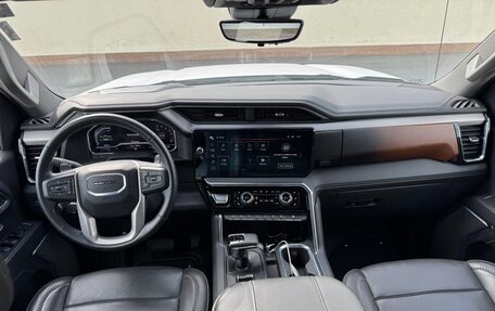 GMC Sierra, 2024 год, 10 000 000 рублей, 11 фотография