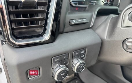 GMC Sierra, 2024 год, 10 000 000 рублей, 19 фотография