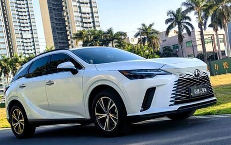 Lexus RX IV рестайлинг, 2025 год, 7 900 000 рублей, 3 фотография