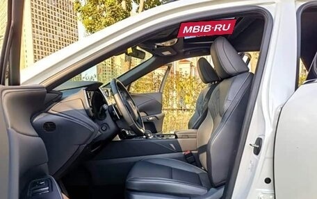 Lexus RX IV рестайлинг, 2025 год, 7 900 000 рублей, 7 фотография