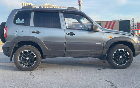 Chevrolet Niva I рестайлинг, 2010 год, 550 000 рублей, 8 фотография