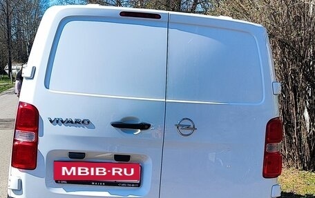 Opel Vivaro, 2020 год, 1 700 000 рублей, 3 фотография