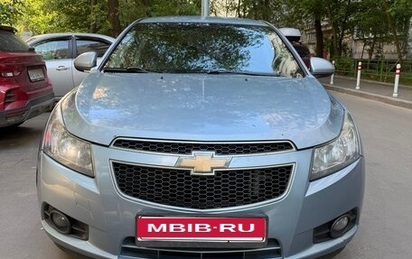 Chevrolet Cruze II, 2011 год, 550 000 рублей, 2 фотография