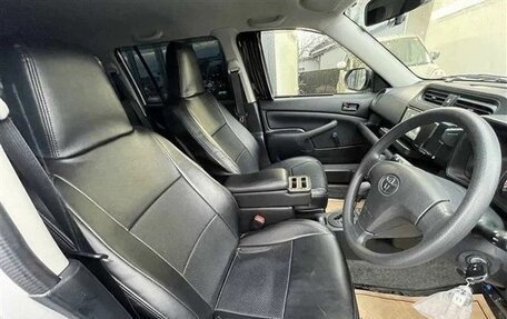 Toyota Probox I, 2022 год, 1 056 000 рублей, 5 фотография