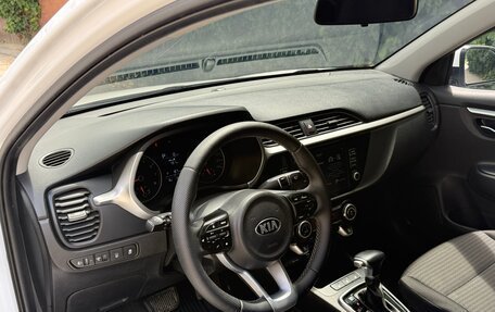 KIA Rio IV, 2021 год, 1 440 000 рублей, 8 фотография