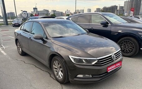 Volkswagen Passat B8 рестайлинг, 2015 год, 1 844 000 рублей, 1 фотография