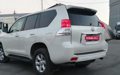 Toyota Land Cruiser Prado 150 рестайлинг 2, 2012 год, 2 600 000 рублей, 1 фотография