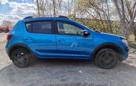 Renault Sandero II рестайлинг, 2017 год, 1 150 000 рублей, 6 фотография
