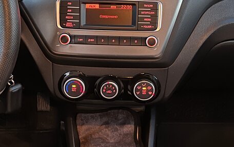 KIA Rio III рестайлинг, 2016 год, 1 100 000 рублей, 17 фотография