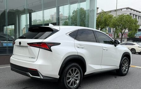 Lexus NX I, 2021 год, 2 931 000 рублей, 4 фотография