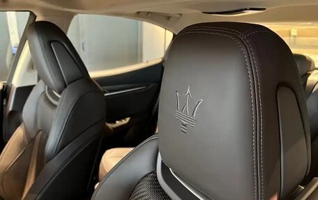 Maserati Ghibli, 2024 год, 10 500 000 рублей, 11 фотография