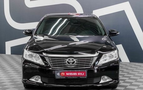 Toyota Camry, 2014 год, 1 649 900 рублей, 2 фотография