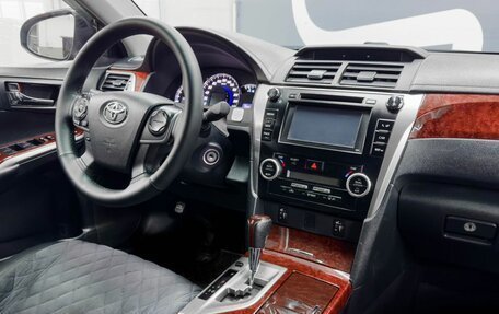 Toyota Camry, 2014 год, 1 649 900 рублей, 10 фотография