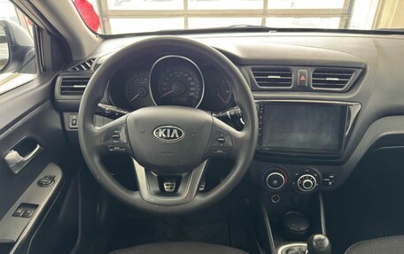 KIA Rio III рестайлинг, 2013 год, 849 900 рублей, 10 фотография