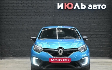 Renault Kaptur I рестайлинг, 2016 год, 1 300 000 рублей, 2 фотография