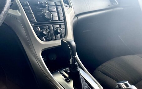 Opel Astra J, 2011 год, 779 900 рублей, 12 фотография