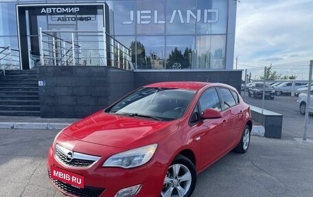 Opel Astra J, 2011 год, 650 000 рублей, 1 фотография