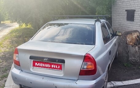 Hyundai Accent II, 2001 год, 155 000 рублей, 1 фотография
