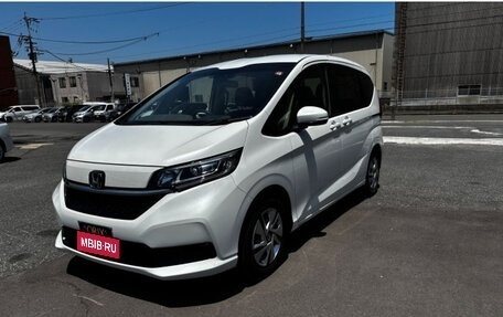 Honda Freed II, 2022 год, 1 690 000 рублей, 1 фотография