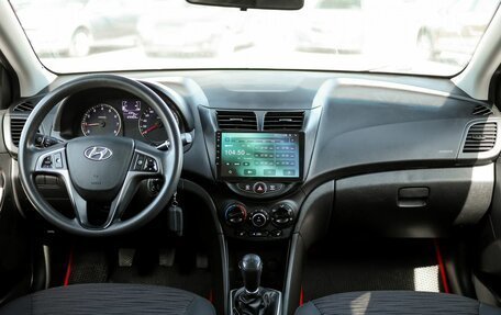 Hyundai Solaris II рестайлинг, 2016 год, 1 069 000 рублей, 8 фотография